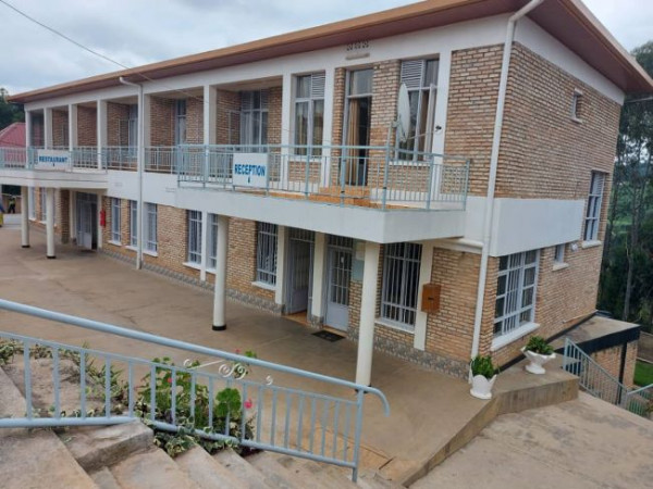 REGINA PACIS CENTER Ltd